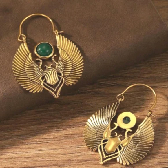 GREEN ONYX BRASS SCARAB EARRINGS - EGYPTIAN RALISMAN INSECT JEWELRY - Picture 4 of 4